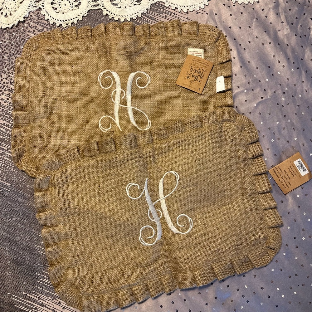 New  Embroidered H Placemats